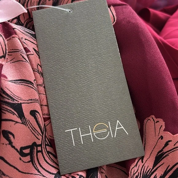 Theia Red Long Sleeve Gown with Sweetheart Neckline - Picture 11 of 11